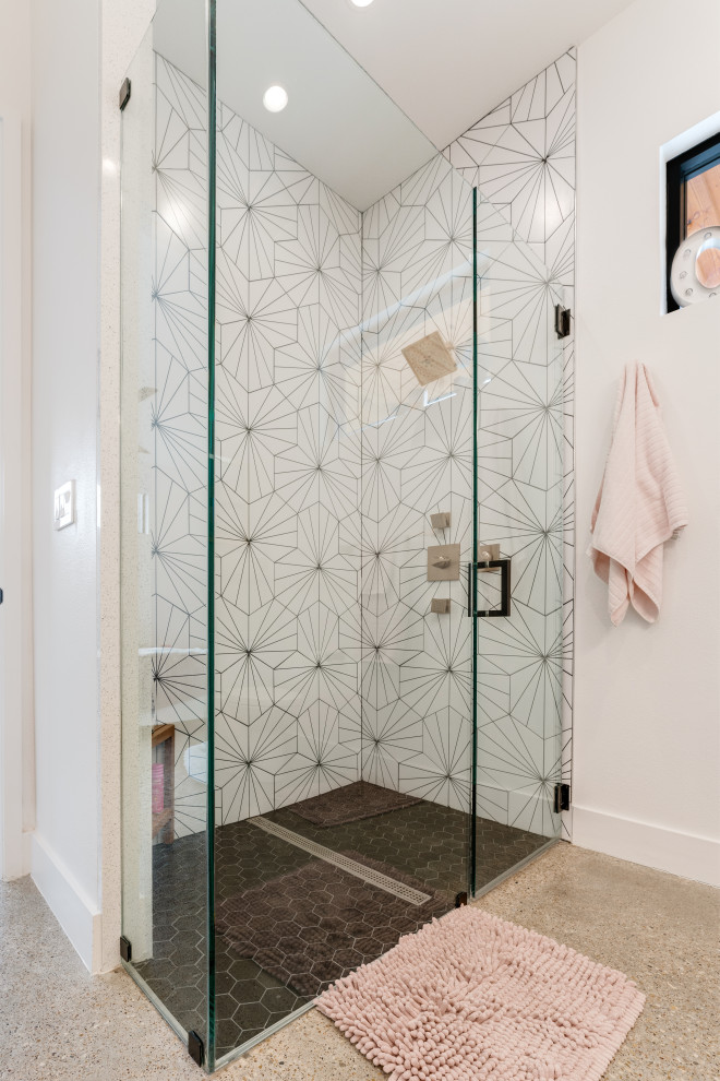 Modern Geometric Black and White Shower Tile