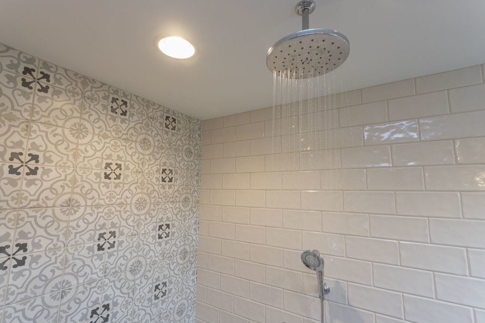 Abbington Subdivision, Apex, NC ~ Master Bathroom