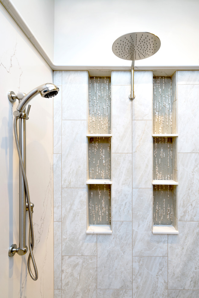 Vertical Accent tile gallery