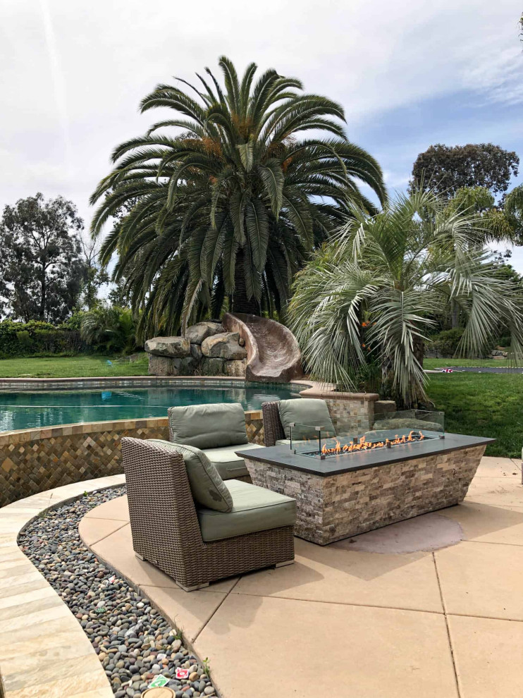 Pool tile gallery