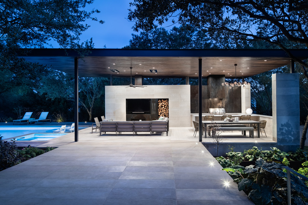 Longchamp Outdoor Living