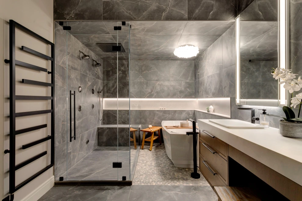 Luxury Gray Porcelain Bathroom Design