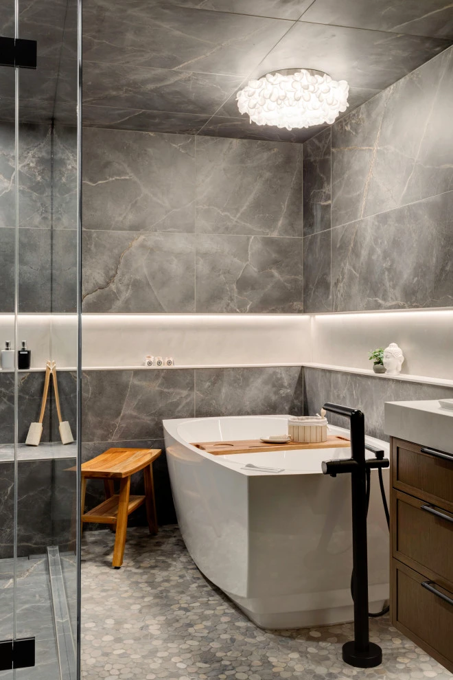 Luxury Gray Porcelain Bathroom Design