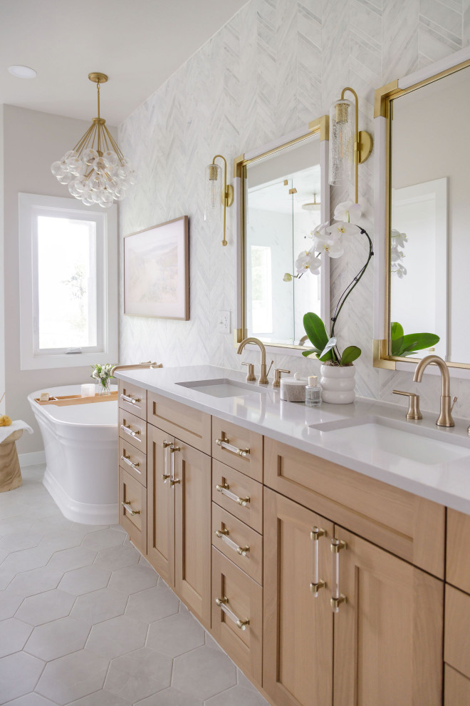 Morning Crest - Primary Bath