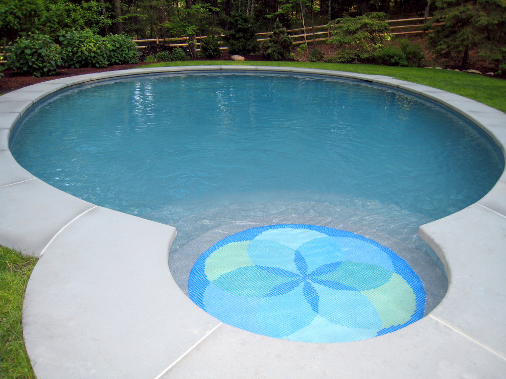 Pool & Patio