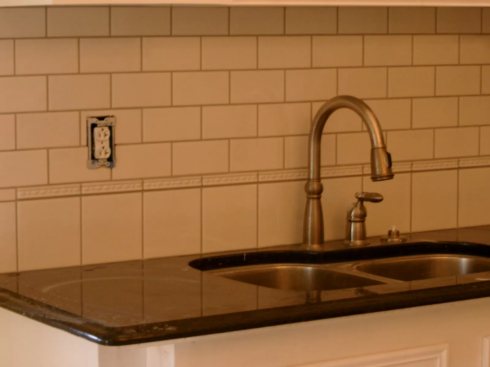 Howard Tile and Carpet
